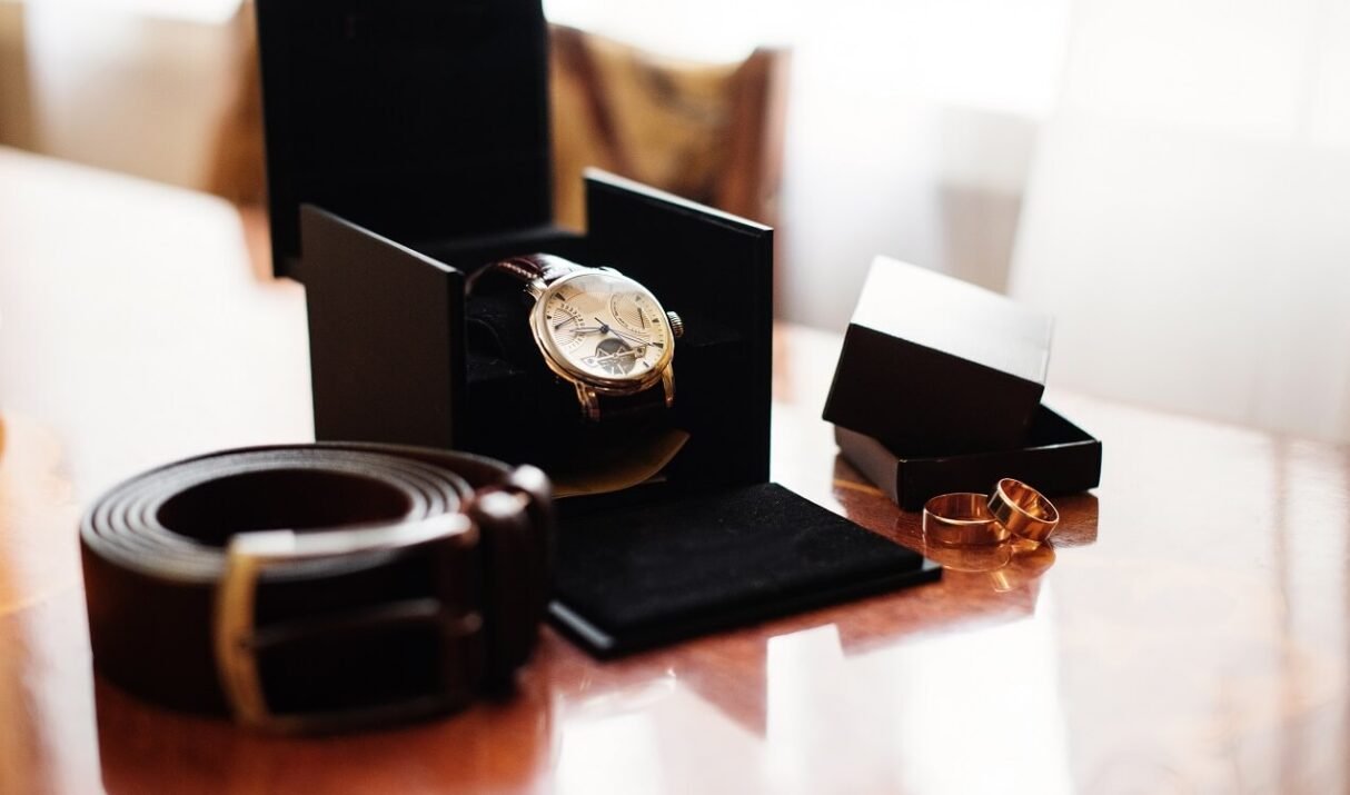 Gift guide: choosing the perfect luxury watch for any occasion